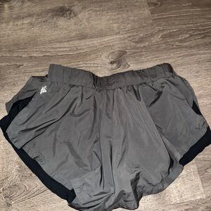 FP Movement by Free People Gray Women's Athletic Shorts